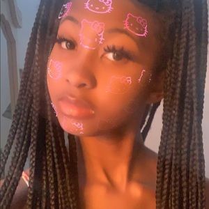 Meet your Posher, Ca’mya
